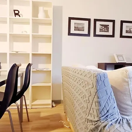 Lovling And Friendly With Terrace *